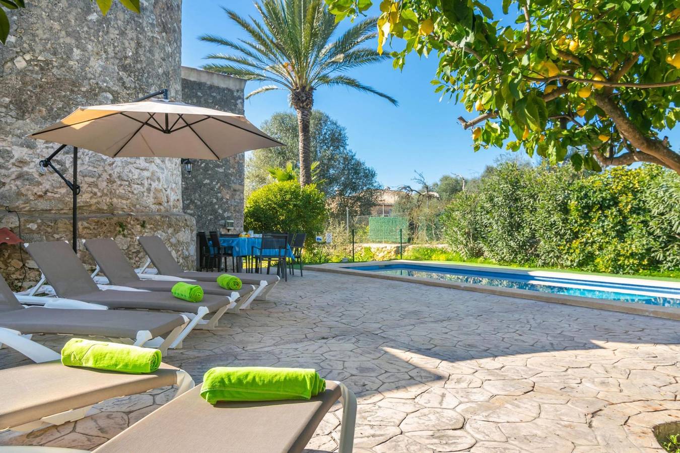Es Molí Can Torres - Beautiful town house with private pool in the center of Mallorca Free Wifi in Sineu, Interior de Mallorca