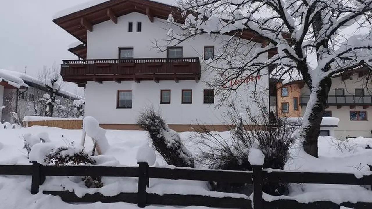 Geheel vakantieappartement, Vakantieappartement voor 4 personen in Pertisau, Eben am Achensee