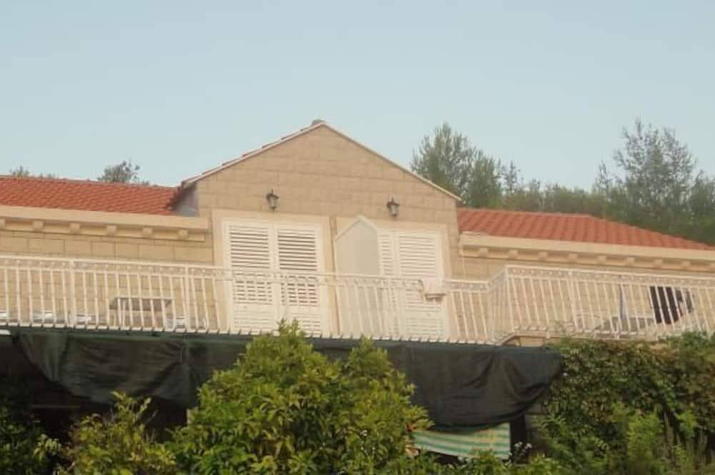 Apartamento entero, Apartamentos Marija Slano- Apartamento de 2 dormitorios con balcón y vistas al mar - 1 (A) in Slano, Condado de Dubrovnik-Neretva