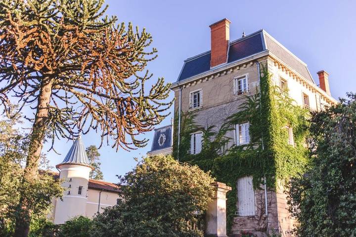 Chambre d’hôte pour 2 personnes, avec terrasse ainsi que vue et jardin à Villié-Morgon