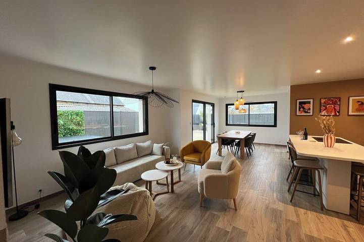 Gîte pour 6 personnes, avec jacuzzi à Trémuson