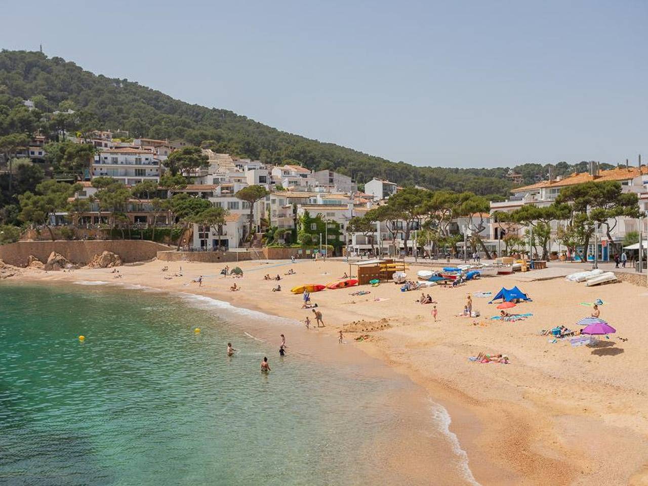 Entire apartment, Aigua Dolça 1-apartamento en la primera línea de mar-Tamariu-Costa Brava in Aigua Xelida, Tamariu