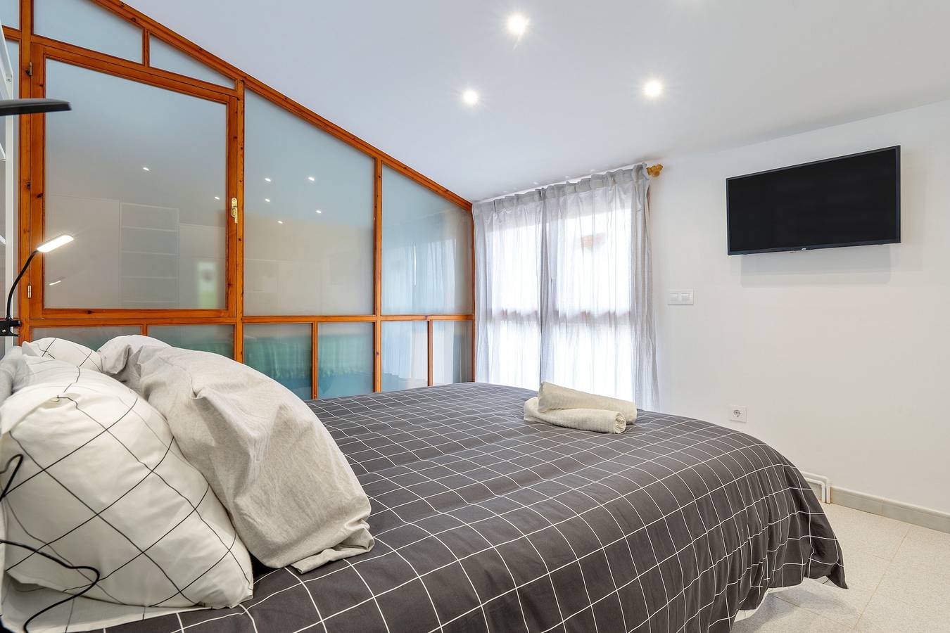 Appartement 'Loft El Til-ler' met privéterras en Wi-Fi, foto 13