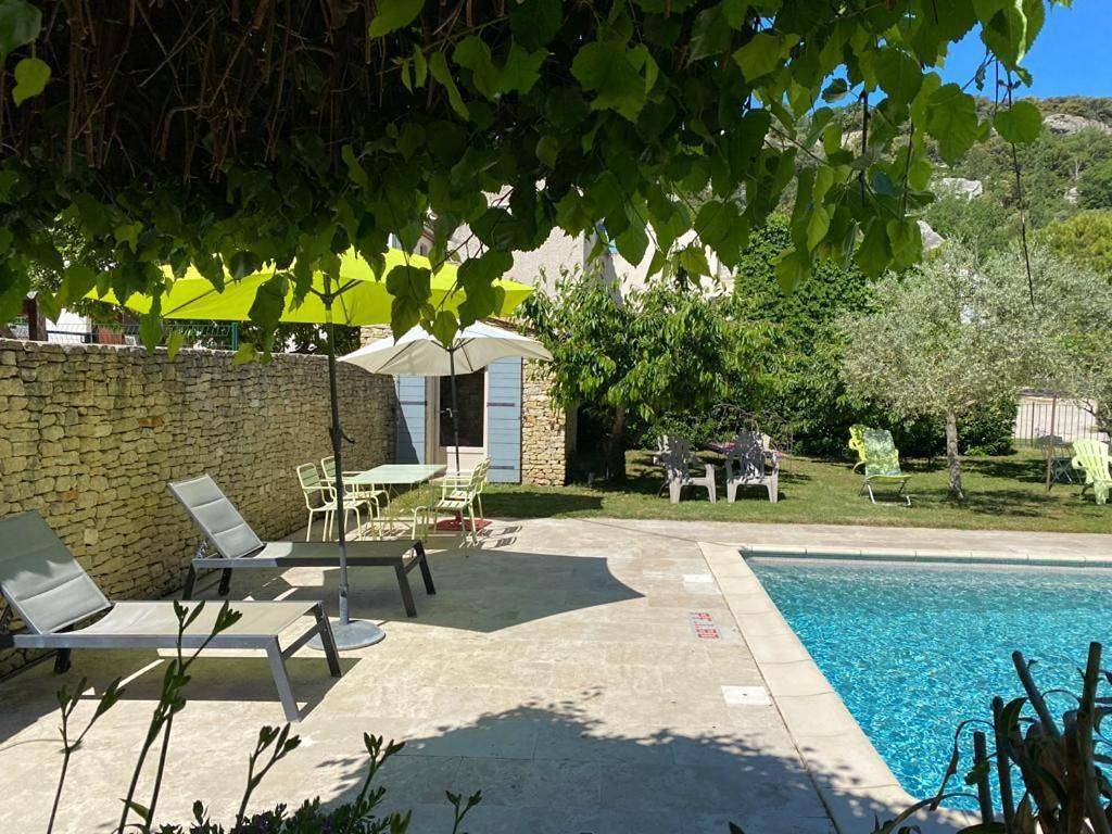 Standard Twin Room with Garden View in Venasque, Parc naturel régional du Mont-Ventoux