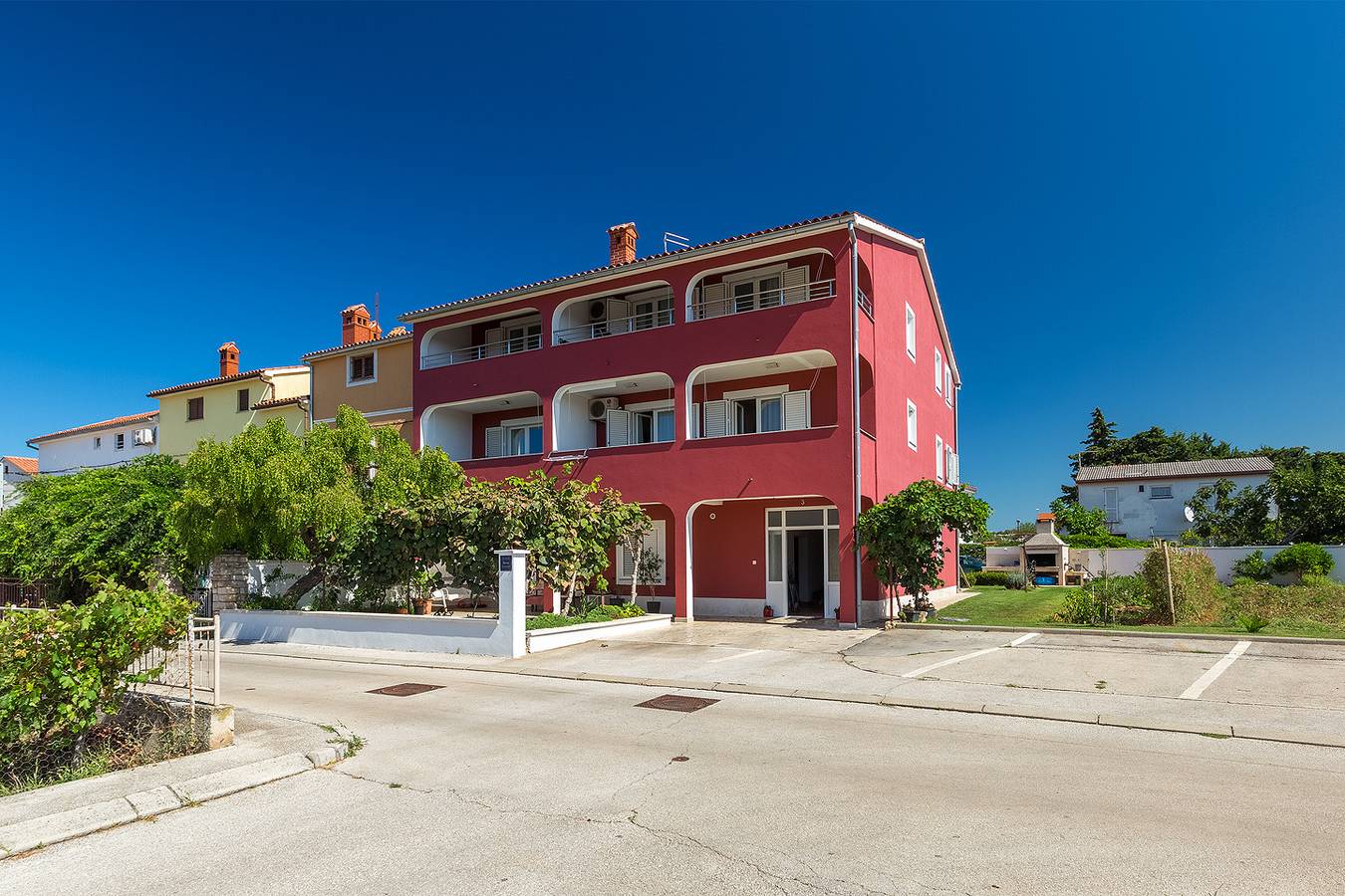 Ganze Wohnung, Ferienwohnung für 4 Personen mit Terrasse in Fazana, Südküste Istrien