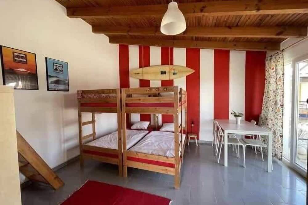 Appartamento vacanze a Oeste a partire da 108€ a notte