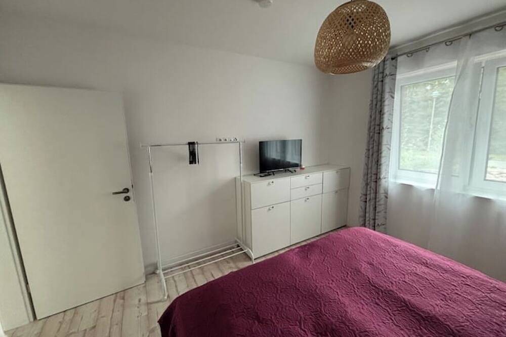 Anna U – Peaceful Family Retreat | Cozy 1Br Stay for 4 Guests in Westoverledingen, Emsland