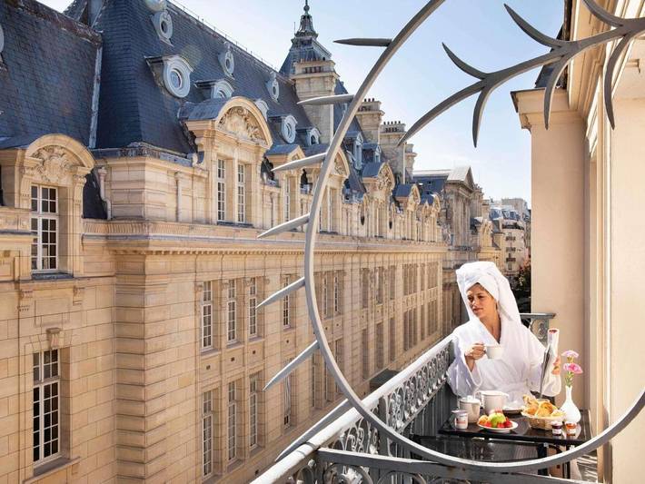 Hôtel pour 2 personnes, avec terrasse dans Sorbon - 4