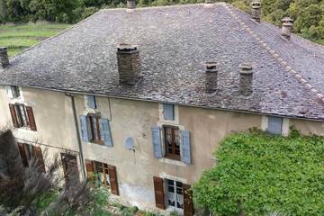 Gîte pour 5 personnes, avec jardin à Le Pompidou