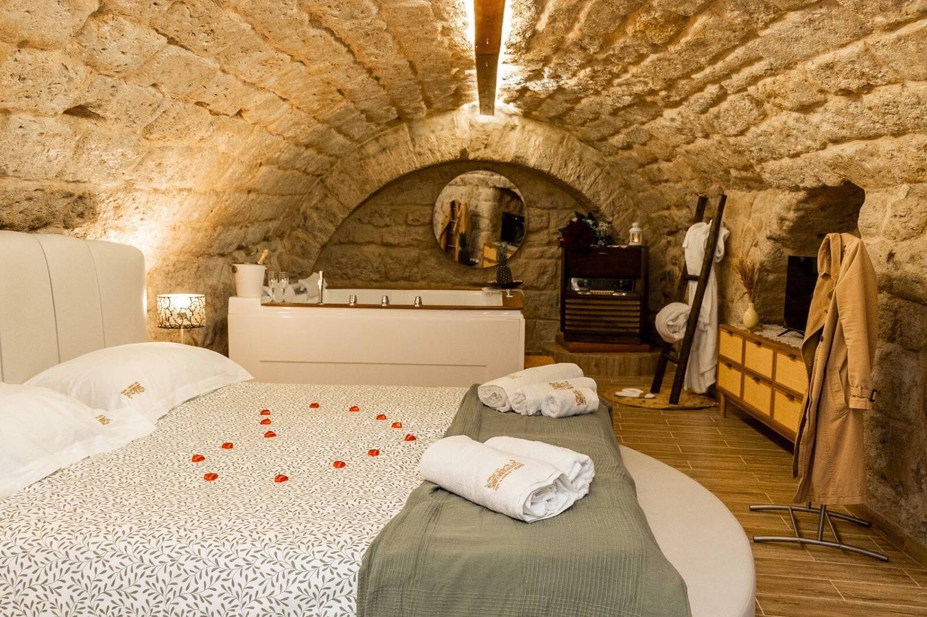Ganzes Studio, Studio „Suite Di Dionisio e Arianna“ mit Wlan und Klimaanlage in Mola di Bari, Bari Provinz