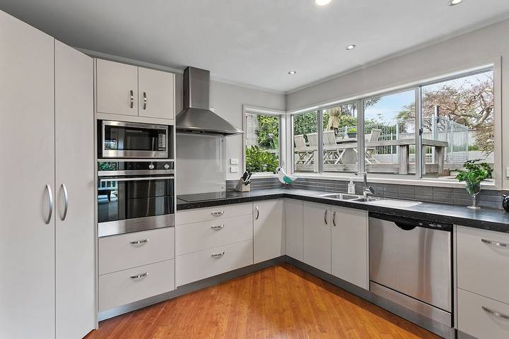 Location de vacances pour 8 personnes, avec jardin et jacuzzi à Taupo - 2