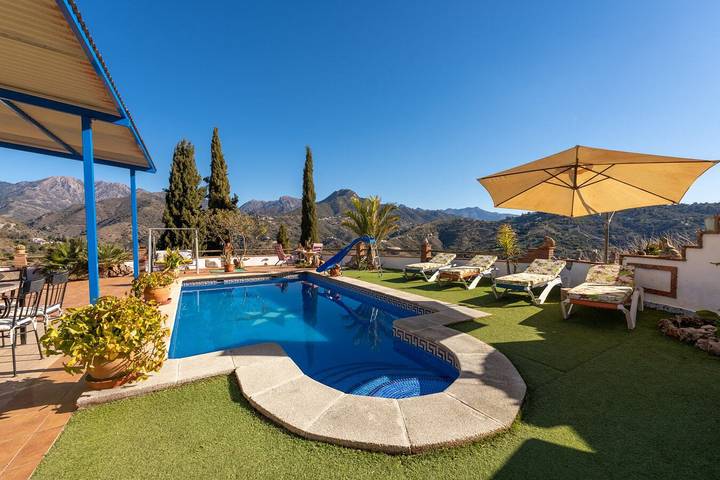 Casa rural para 5 personas, con piscina y jardín en Torrox - 3