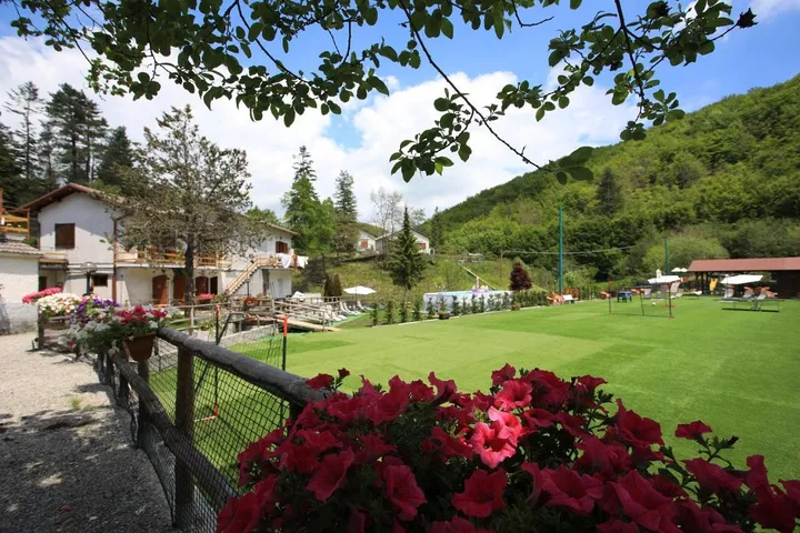 Casa vacanza per 2 persone, con sauna e panorama nonché piscina e giardino, con animali domestici - 1