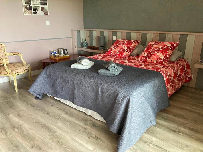 Location de vacances pour 2 personnes, avec jardin et vue à Couloumé-Mondebat - 2