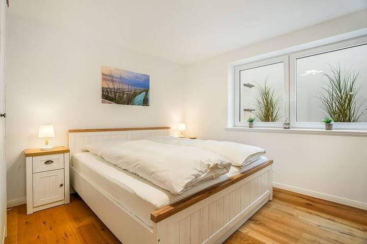Strandnahes Wohnen für 5 Personen im Neubau mit Terrasse und eigener Sauna - in Nordfriesische Inseln (Schleswig-Holstein) (Schleswig-Holstein), Hörnum
