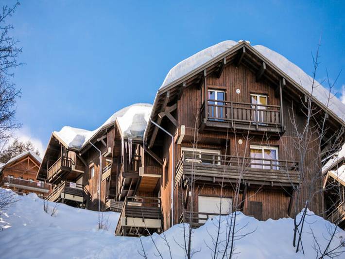 Chalet pour 4 personnes, avec balcon, adapté aux familles à Puy-Saint-Vincent - 2