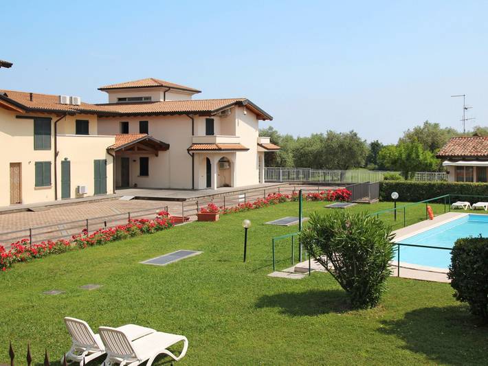 Appartement de vacances pour 4 personnes, avec bassin pour enfant et balcon ainsi que jardin et vue, animaux acceptés - 1