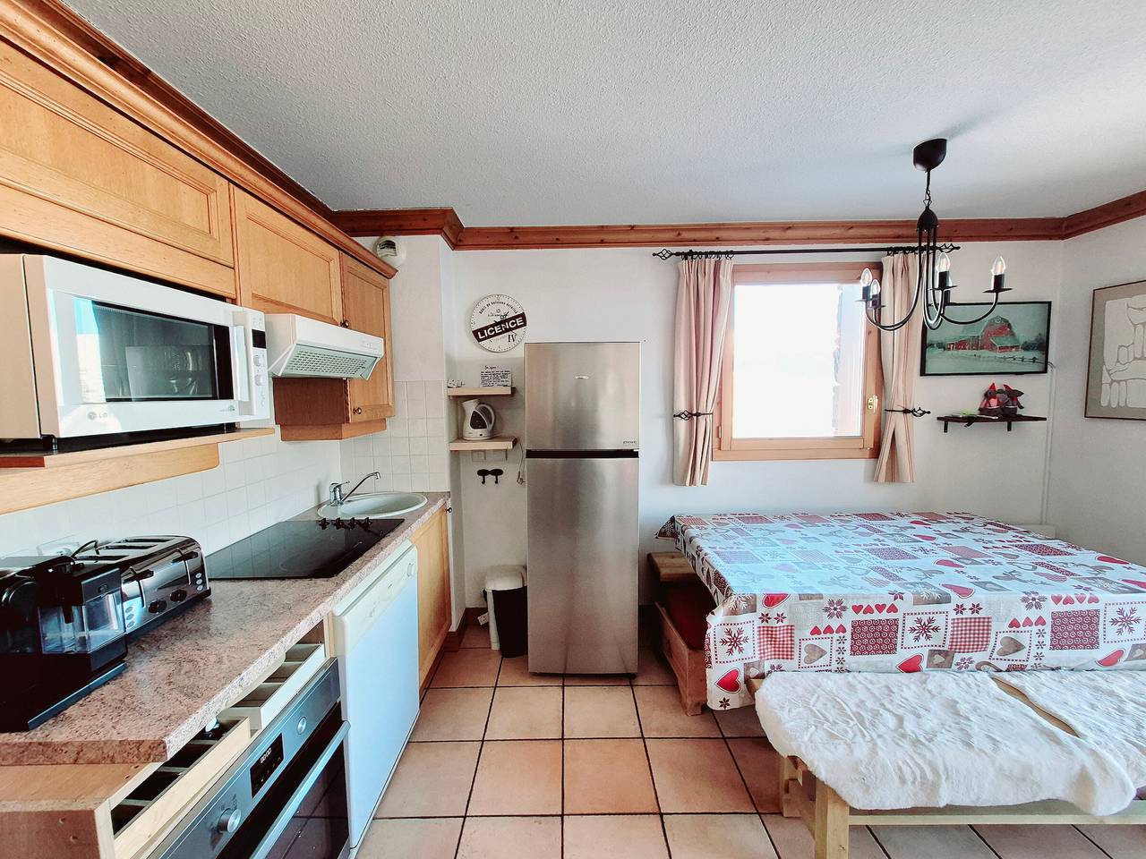 Entire apartment, Duplex apartment in the center, 20m from slopes, 7 pax, Wifi, free parking in La Plagne, Aime-la-Plagne
