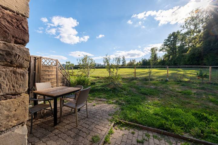Ganze Wohnung, Appartement „Maison Principale“: Bergblick, private Terrasse und Wlan in Xertigny, Épinal und Umgebung