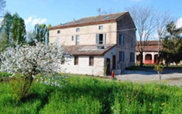 Agriturismo per 2 persone, con Giardino e Panorama in Provincia di Parma