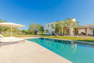 Villa in Torrent de la Vall d'en Marc, Pollença für 8 