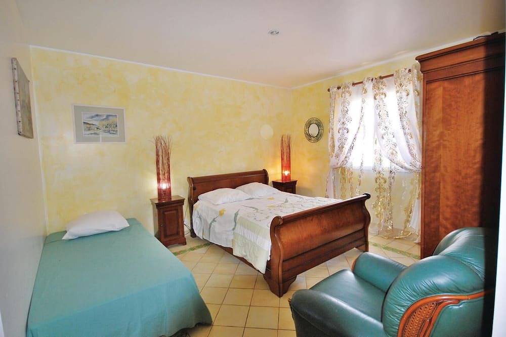 Increíble casa en Salernes con Wifi in Salernes, Region de Draguignan
