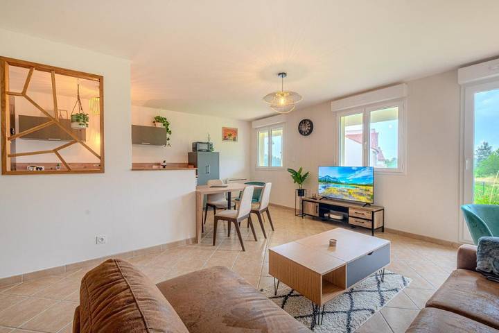 Appartement de vacances pour 6 personnes, avec Terrasse ainsi que Jardin et Vue