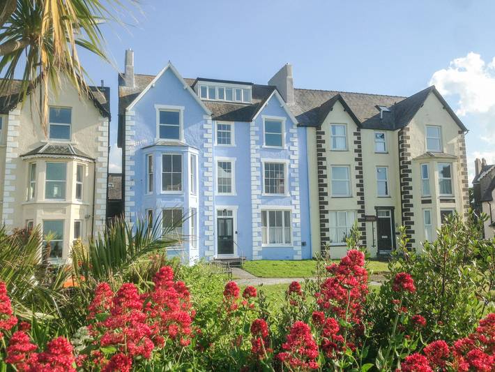 Apartment for 6 people in North-Wales