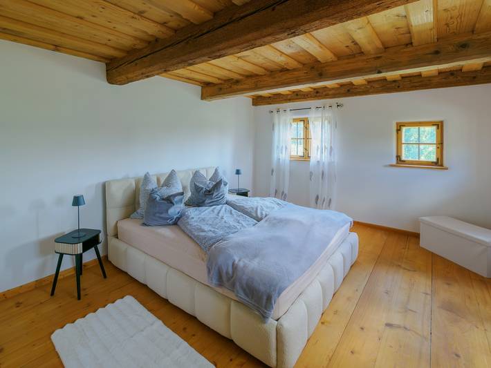 Entire apartment, Apartment 2 with Large Balcony and Wi-Fi in Haarbach, Eastern Bavaria