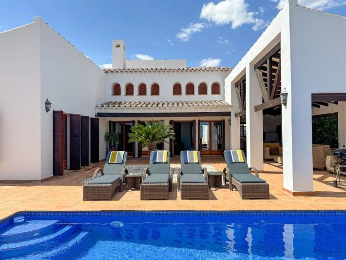 Chalet para 7 personas, con Terraza y Piscina para niños además de Piscina y Vistas al lago en Huerta de Murcia