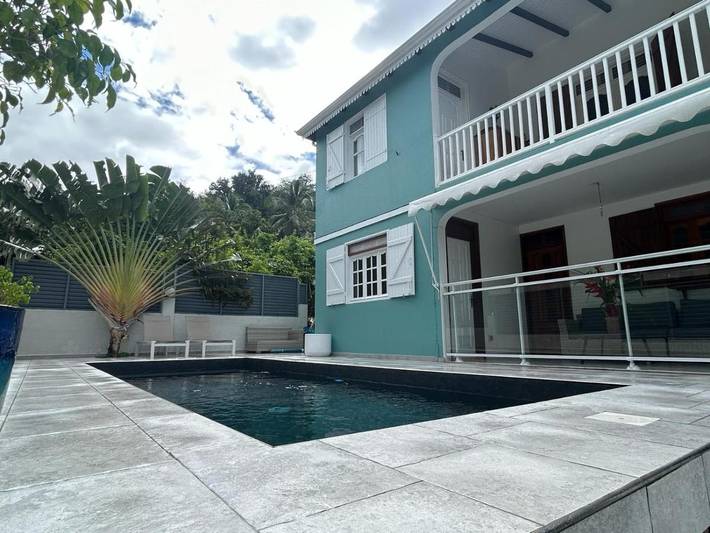 Apartamento de vacaciones para 8 personas, con vistas además de balcón y piscina - 1