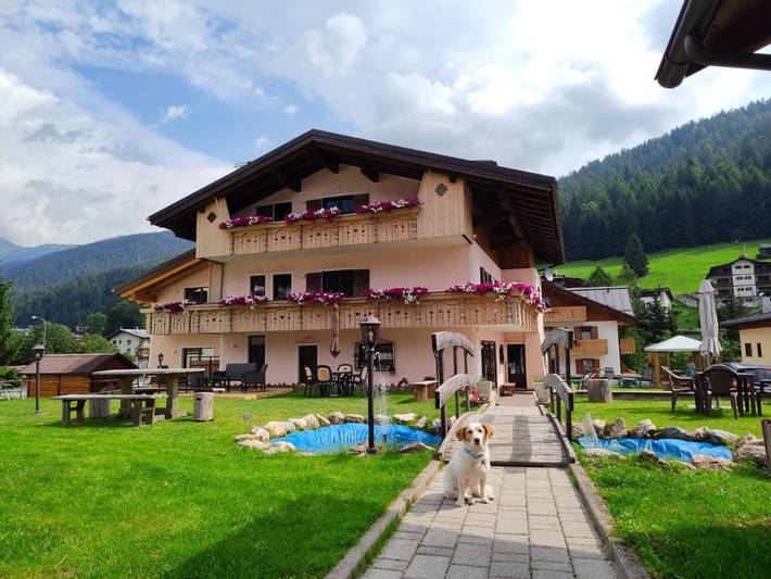 Apartamento de vacaciones para 9 personas, con sauna además de vistas y jardín - 1