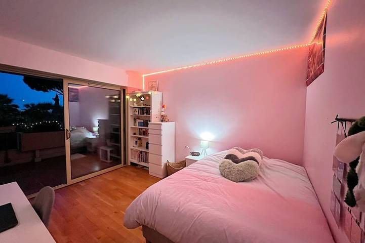 Appartamento intero, Appartamento con piscina vicino al mare Costa Azzurra: tra Cannes, Nizza& Monaco in Cagnes-sur-Mer, Costa mediterranea (Francia)