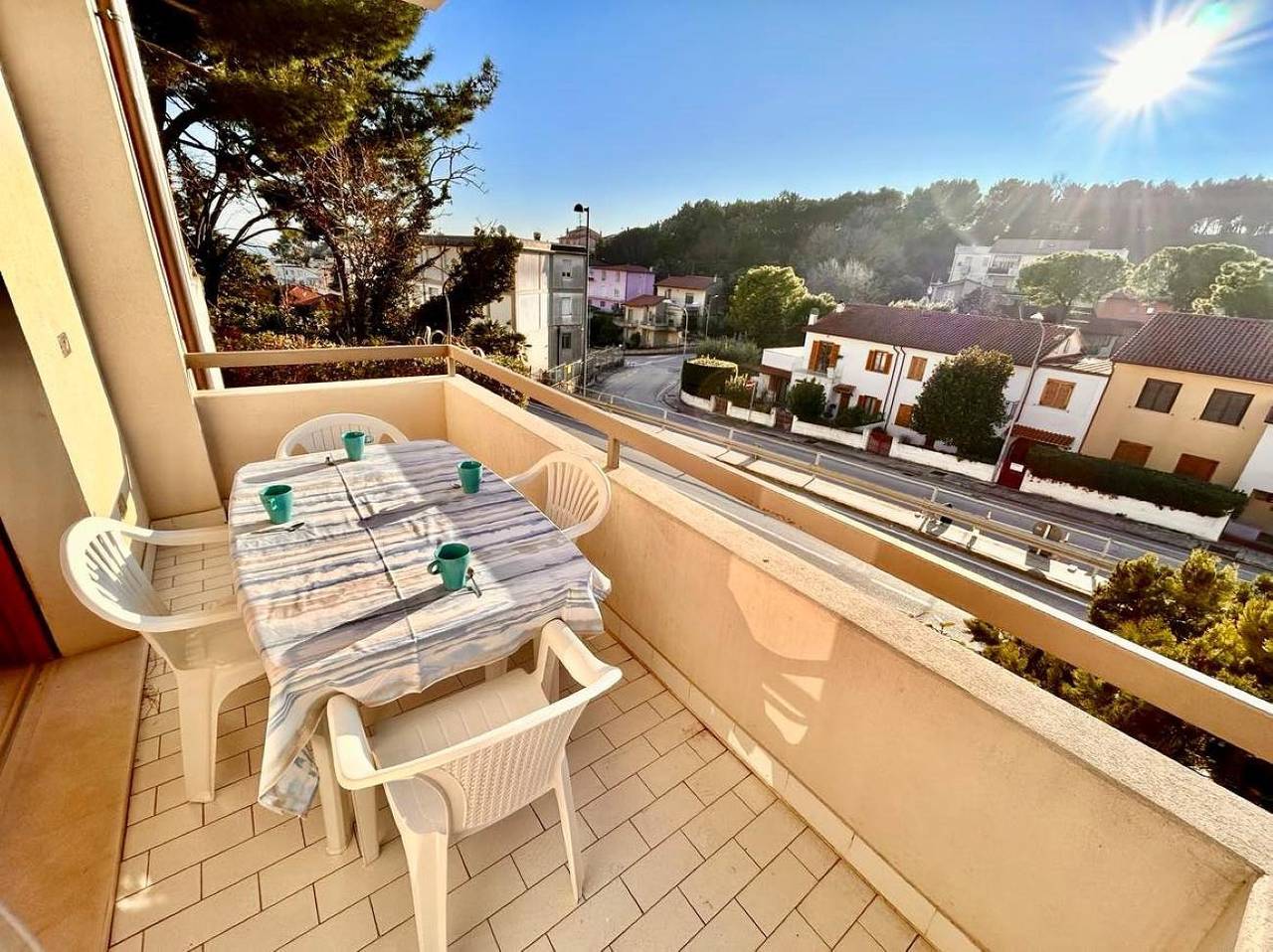 Apartamento entero, Apartamento de vacaciones para 6 personas con terraza in Numana, Riviera del Conero