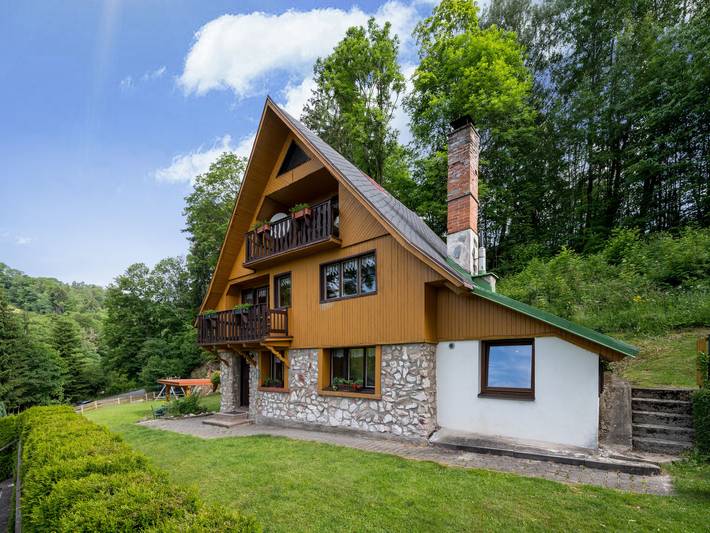 Chalet für 6 Personen, mit Balkon und Terrasse sowie Garten und Ausblick in Tschechien