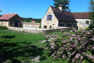 Location de vacances pour 6 personnes, avec jardin à Saint-Chamassy