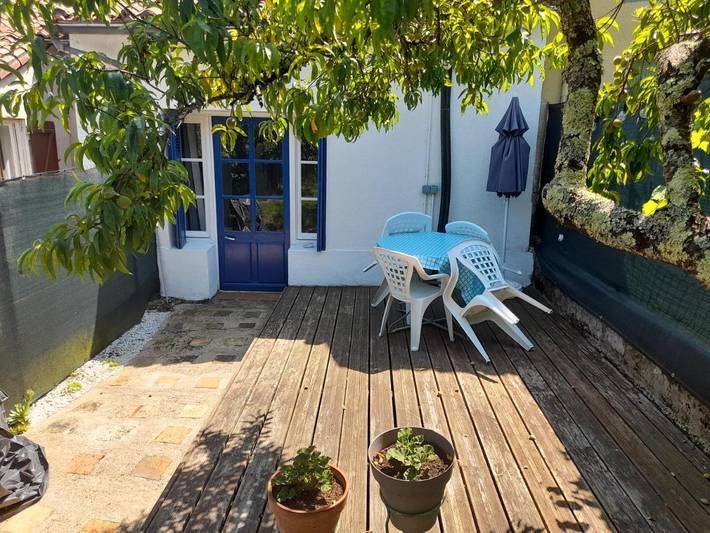 Location de vacances pour 4 personnes, avec jardin à Le Vigeant