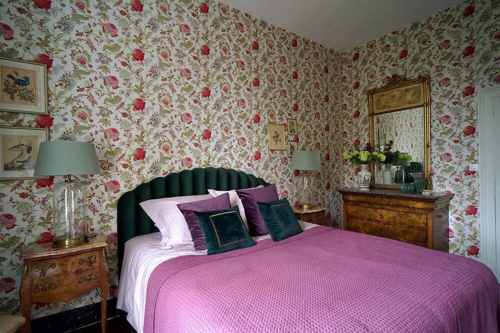 Manoir de la Salle du Roc - romantic suite 30 M2 Joséphine, Near Chenonceau  in Bourré, Región de Blois