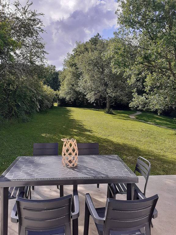 Gîte pour 6 personnes, avec piscine ainsi que jardin et terrasse dans le Tarn-et-Garonne - 2