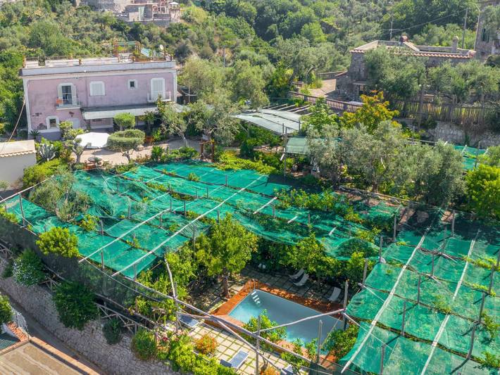 Agriturismo per 10 persone, con giardino, con animali domestici in Napoli e dintorni