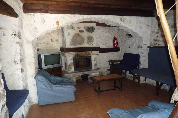 Gîte pour 45 personnes, avec jardin et piscine à Les Salles-du-Gardon - 2