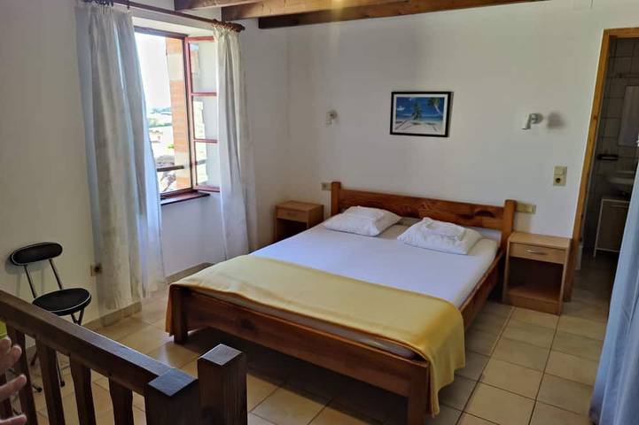 Location de vacances pour 3 personnes, avec Terrasse ainsi que Jardin et Piscine à Cadalen - 2
