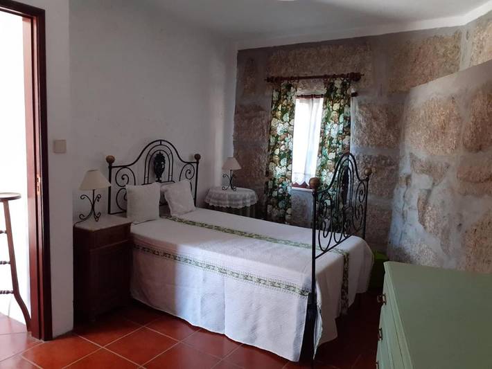Location de vacances pour 11 personnes, avec Balcon ainsi que Terrasse et Vue à Cabril