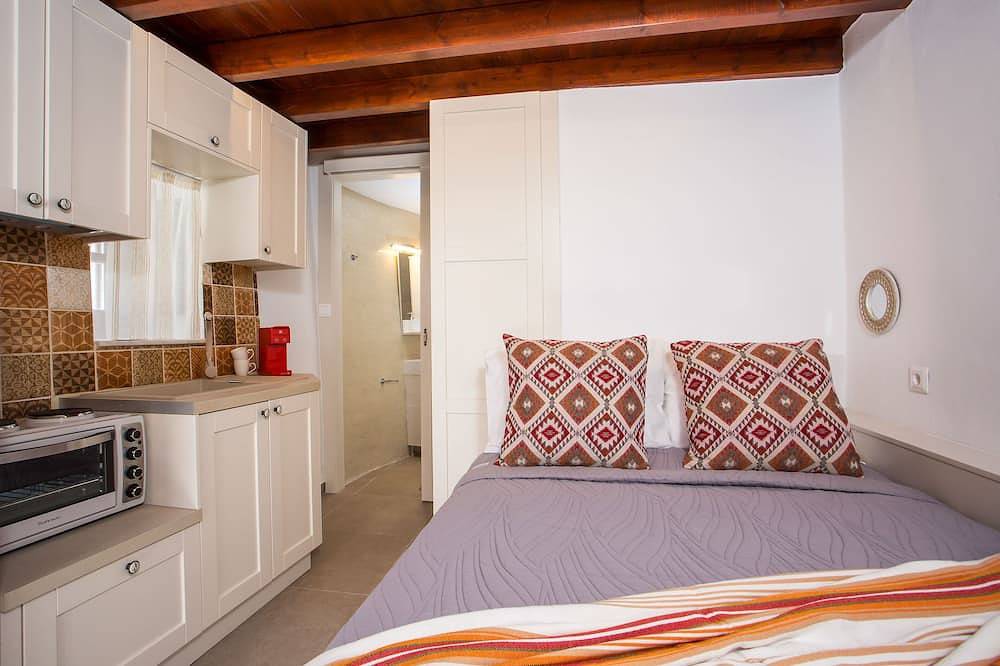 Entire apartment, Heritage Luxury Suites - Enigma in Lindos, Rhodes