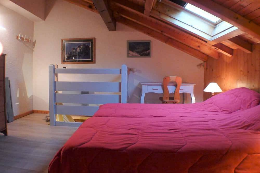 Appartement entier, Charmant T3 calme à 500m du centre de Samoëns avec parking in Samoëns, Région de Bonneville