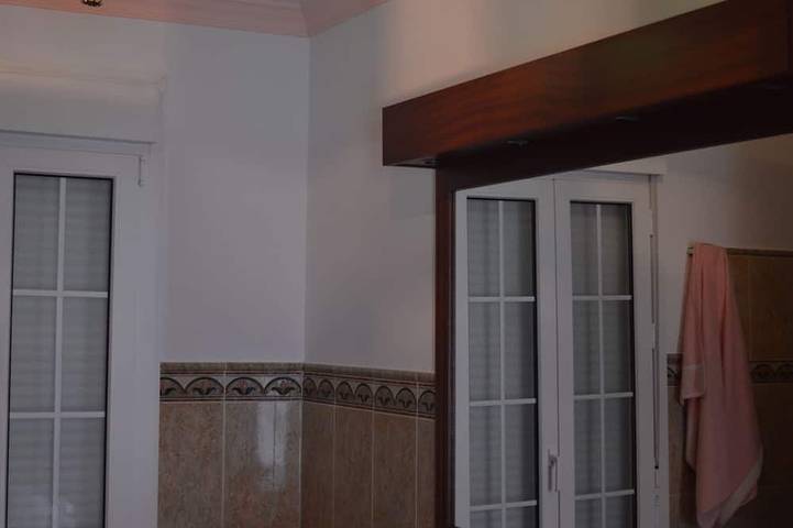 Villa Remedios, ganzes Haus in ländlicher Umgebung. in Cuevas del Becerro, Málaga Provinz