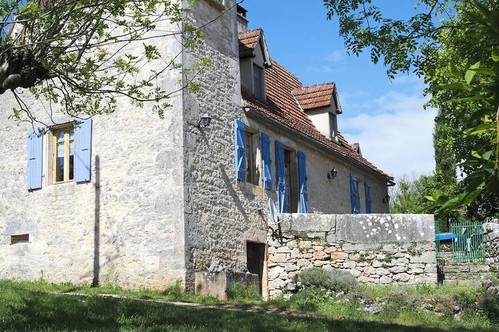 Gîte pour 8 personnes, avec jardin, animaux acceptés