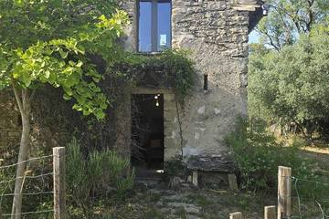 Gîte pour 2 personnes à Montaren-et-Saint-Médiers