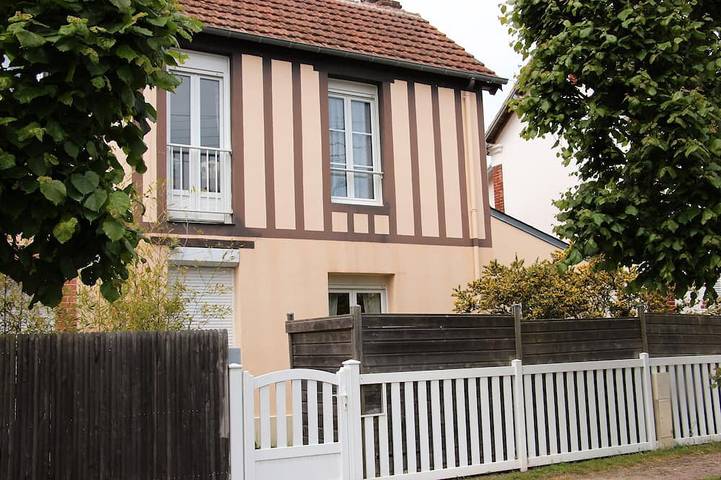 Maison de vacances pour 5 personnes, avec terrasse et jardin, animaux acceptés à Cabourg