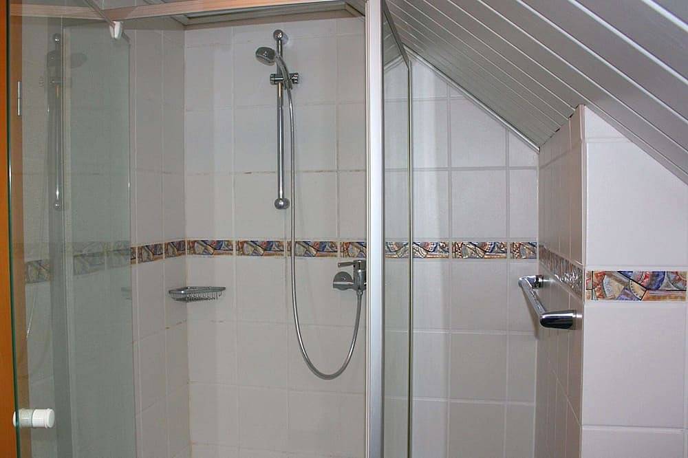 Ganze Wohnung, Gemütliche tierfreundliche Wohnung in Huddingen in Bad Wildungen, Waldecker Land